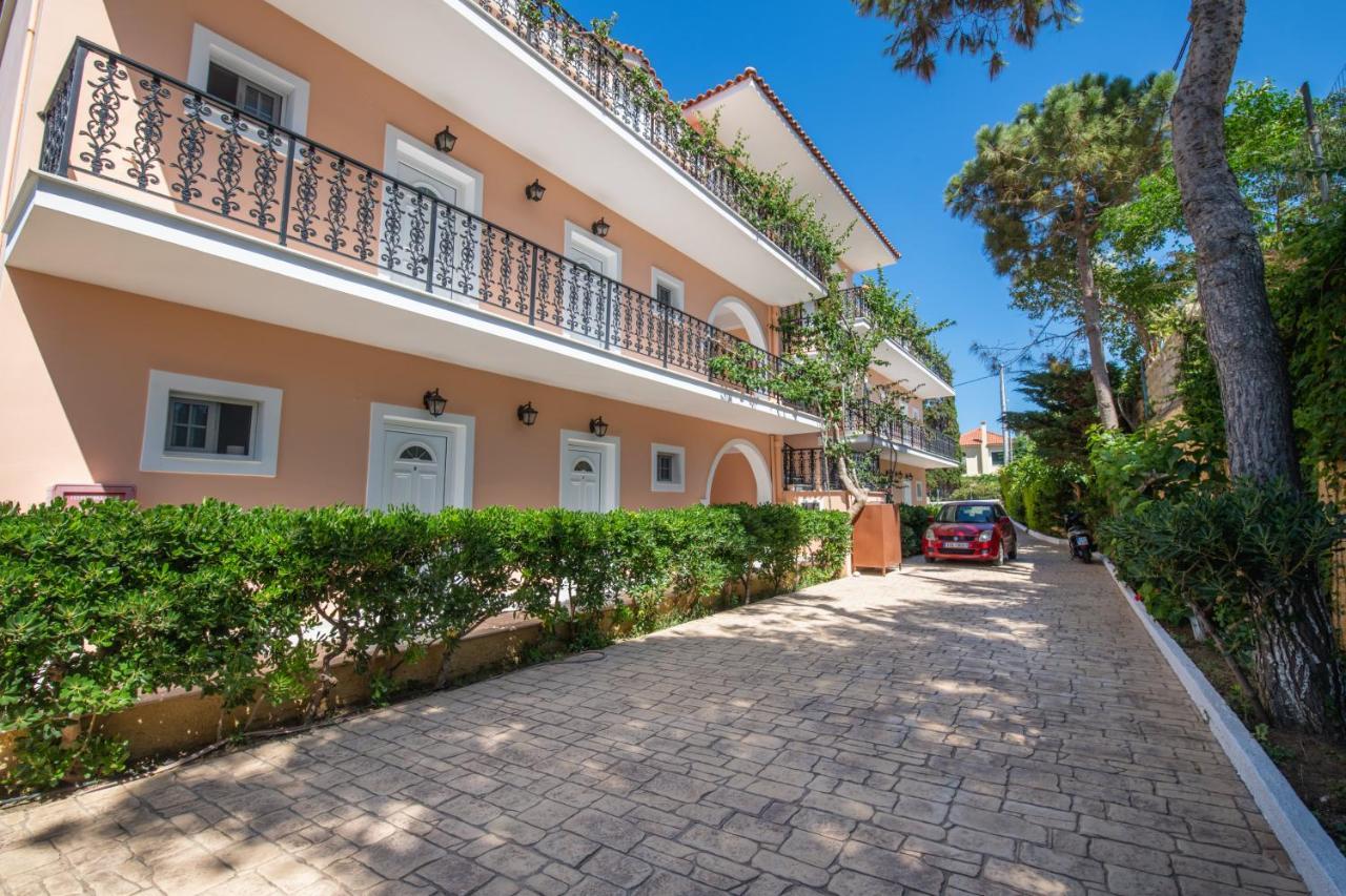 אמודי Achillion Apartments & Studios מראה חיצוני תמונה